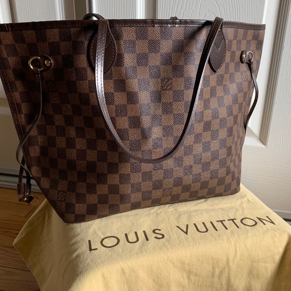 Louis Vuitton Handbags - Louis Vuitton Neverfull Tote Damier MM
